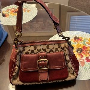 Vintage shoulder bag